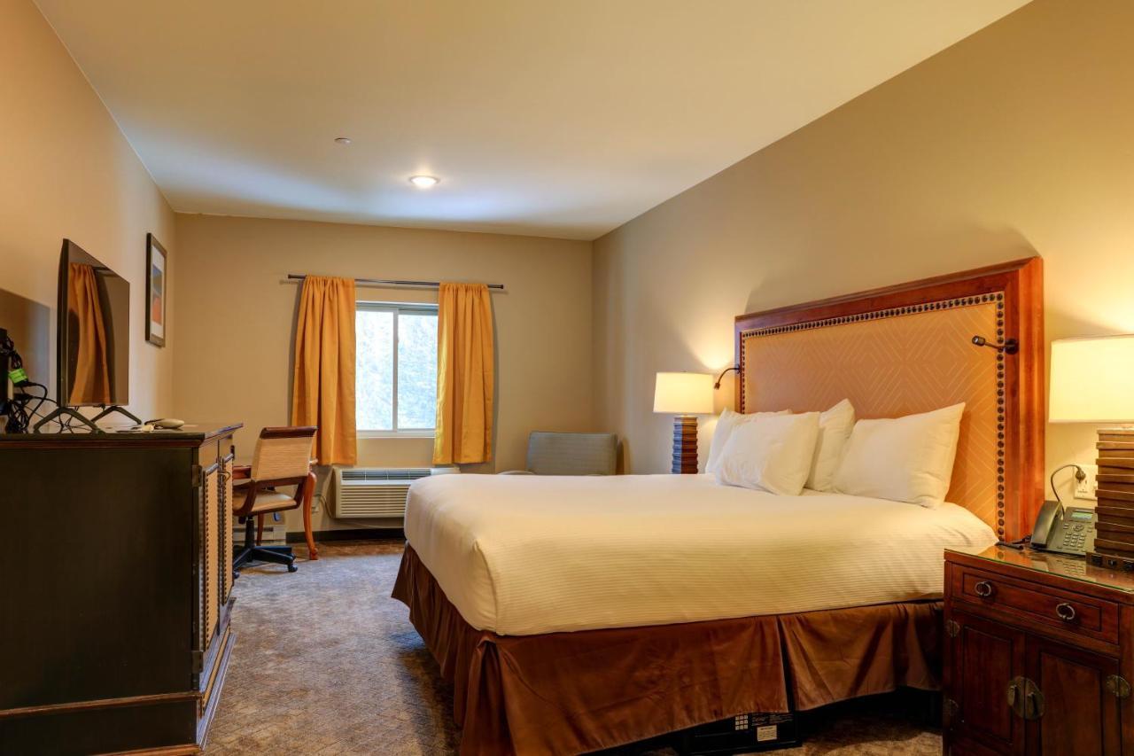 Wagon Wheel Hotel West Yellowstone Exterior foto